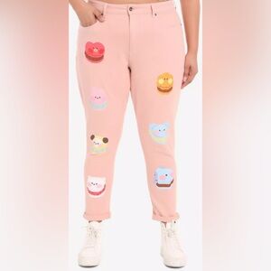 BT21 Sweetie Mom Jeans NWT Plus Size Waist 28